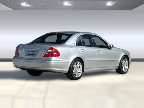 Used 2003 Mercedes-Benz E 500 Sedan image 9