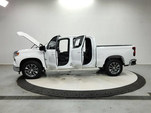 Used 2025 Chevrolet Silverado 1500 LT w/ Texas Edition Plus RWD image 13