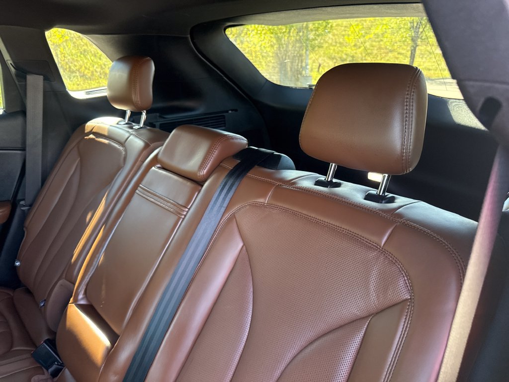 Used 2022 Lincoln Nautilus Reserve w/ Luxury Package AWD/4WD image 22