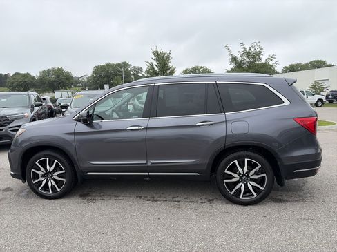 Used 2021 Honda Pilot Touring image 8