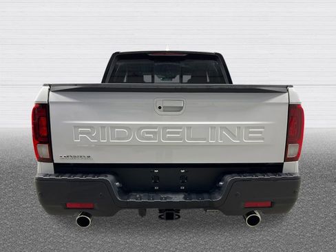 New 2025 Honda Ridgeline Black Edition image 4