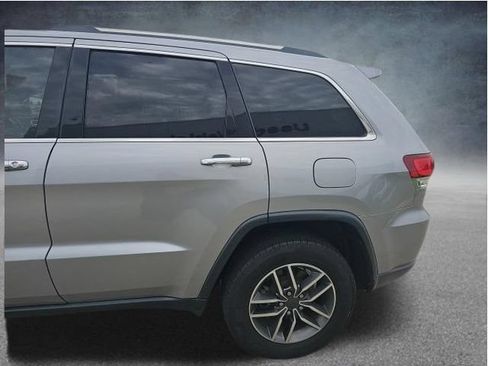 Used 2020 Jeep Grand Cherokee Limited w/ Luxury Group II RWD image 13