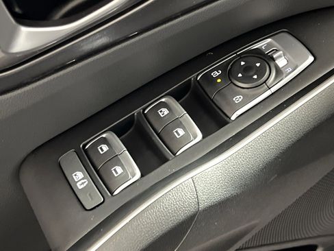 New 2026 Kia Sorento S image 13