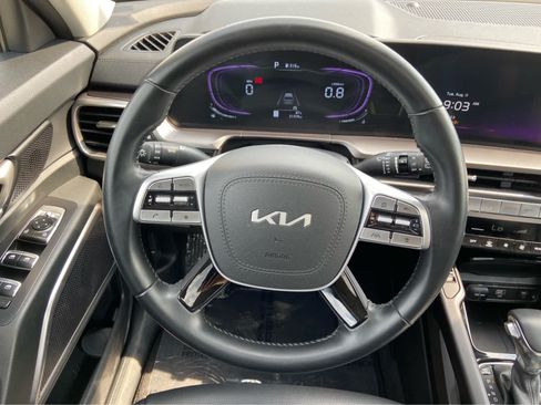 Used 2025 Kia Telluride S FWD image 23