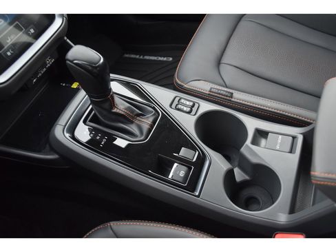 Certified 2025 Subaru Crosstrek 2.5i Limited w/ Popular Package #4A image 35