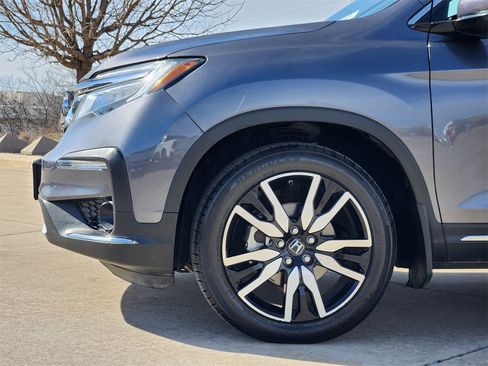 Certified 2020 Honda Pilot Touring image 8