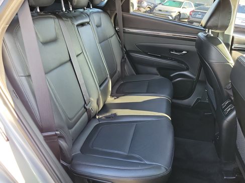 Used 2022 Hyundai Tucson Limited w/ Cargo Package image 23