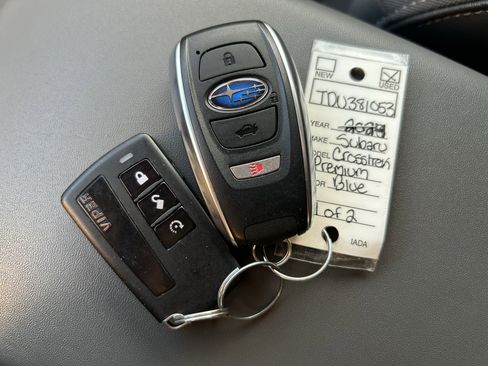 Used 2024 Subaru Crosstrek 2.0i Premium w/ Popular Package #4 image 32