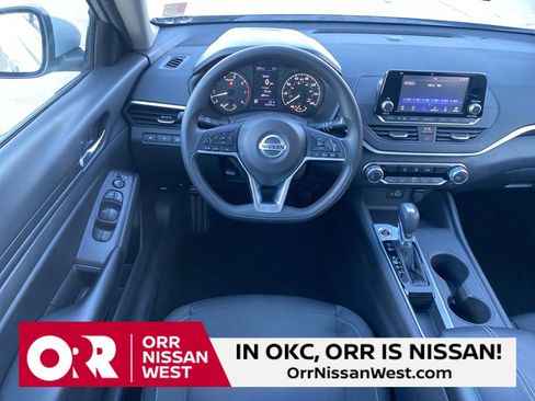 Used 2022 Nissan Altima 2.5 S image 21