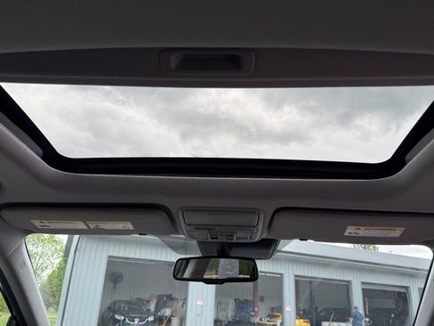 Used 2018 Honda CR-V Touring image 20