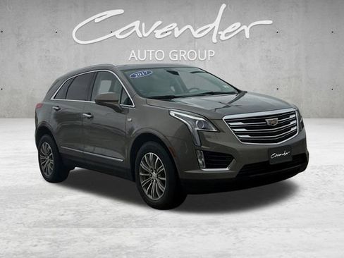Used 2017 Cadillac XT5 Luxury w/ Driver Awareness Package image 2