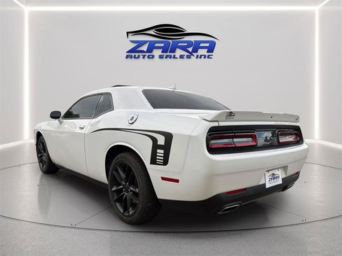 Used 2021 Dodge Challenger GT w/ Driver Convenience Group AWD/4WD image 5