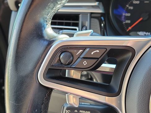 Certified 2021 Porsche Macan S AWD/4WD image 38