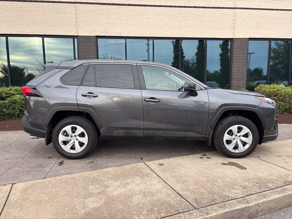 Used 2025 Toyota RAV4 LE FWD image 4