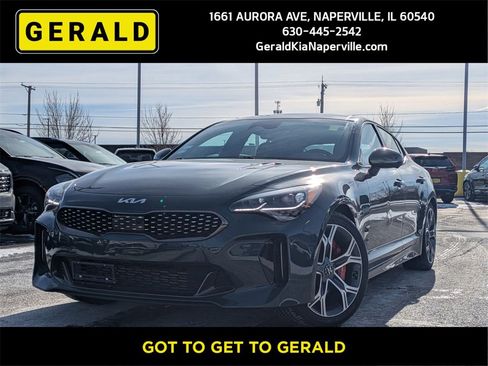 Certified 2022 Kia Stinger GT2 image 1