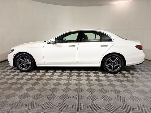 Used 2023 Mercedes-Benz E 350 4MATIC Sedan image 3