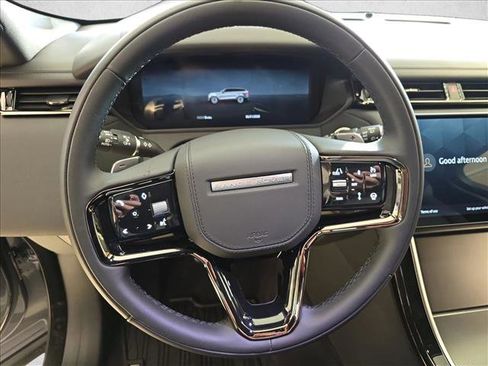 New 2026 Land Rover Range Rover Velar Dynamic SE image 17