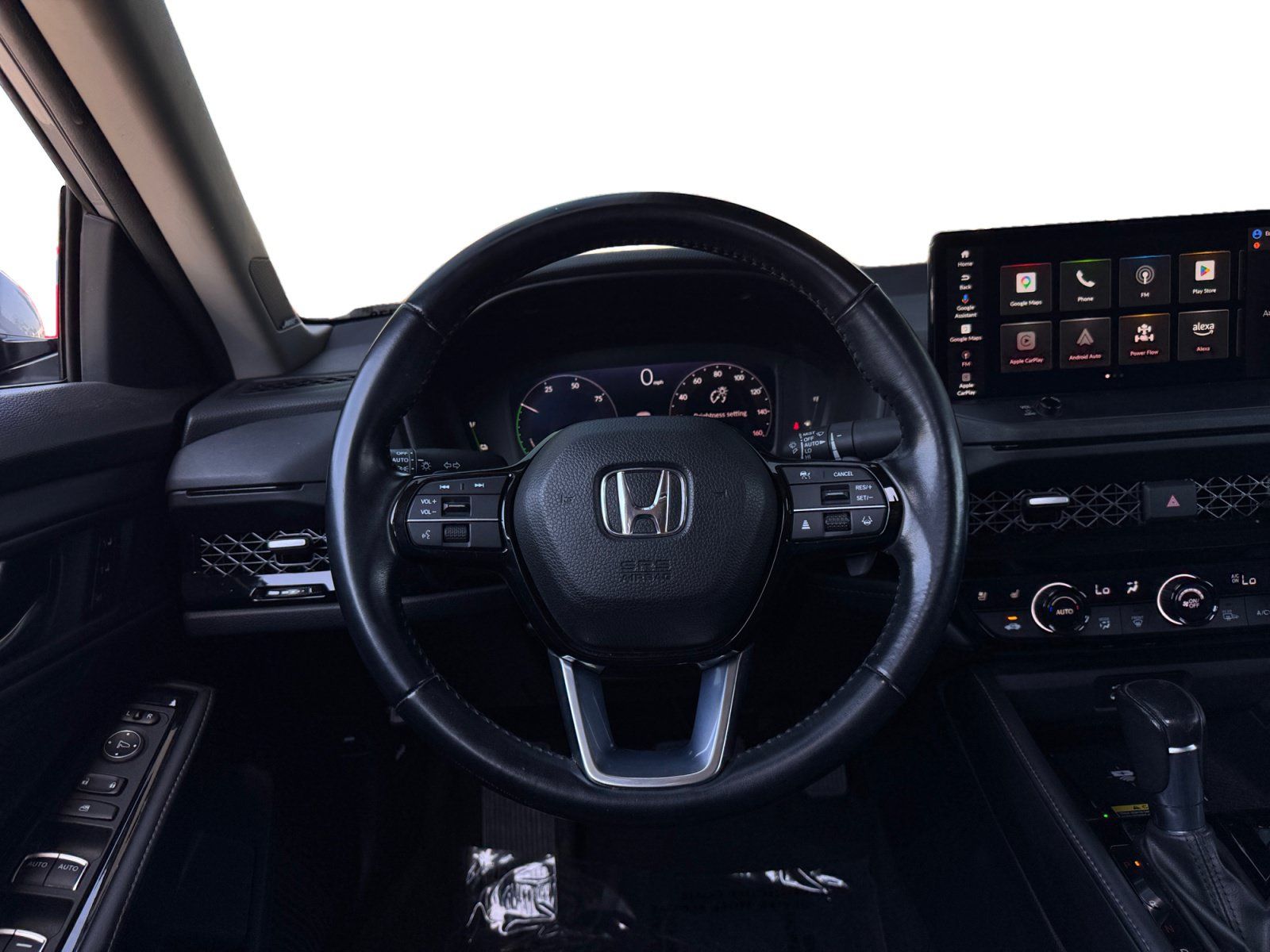 Used 2023 Honda Accord Touring image 12