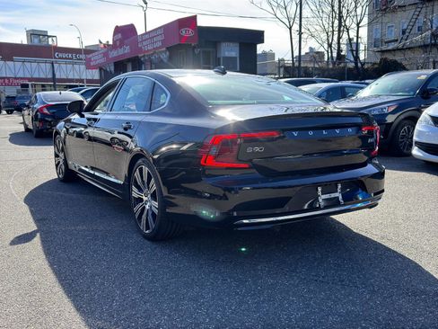 Used 2022 Volvo S90 B6 Inscription w/ Advanced Package image 6