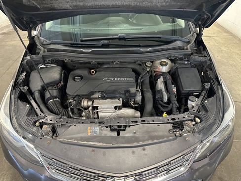 Used 2016 Chevrolet Cruze LT image 24