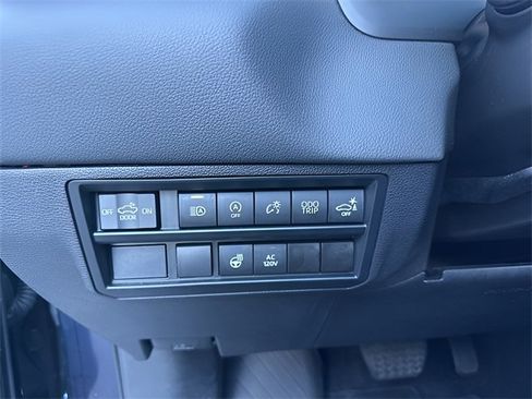 Used 2023 Toyota Tundra Limited image 15