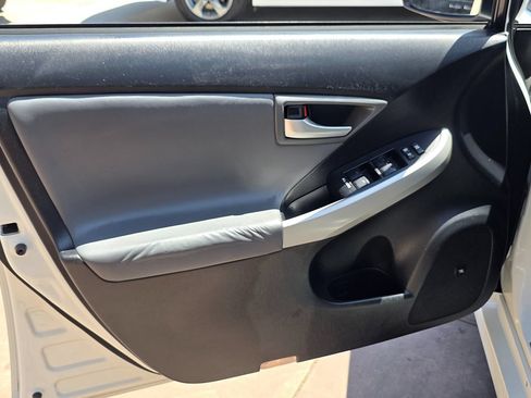 Used 2014 Toyota Prius Prime Advanced FWD image 26