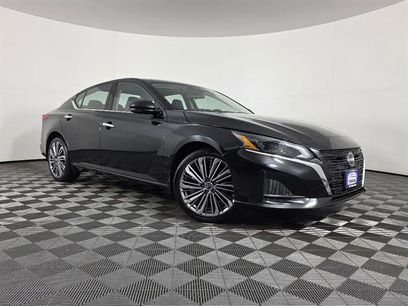 Used 2023 Nissan Altima 2.5 SL