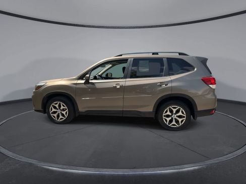 Used 2020 Subaru Forester Premium AWD/4WD image 5