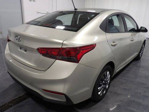 Used 2018 Hyundai Accent SE image 4