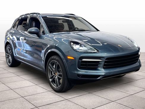 Used 2019 Porsche Cayenne AWD/4WD image 2