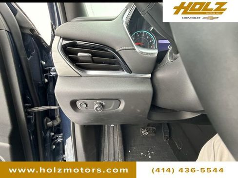 Certified 2023 Chevrolet Traverse LT image 18