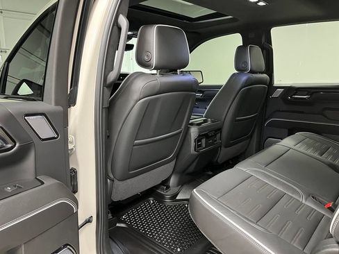 Used 2026 GMC Sierra 1500 AT4X AWD/4WD image 45