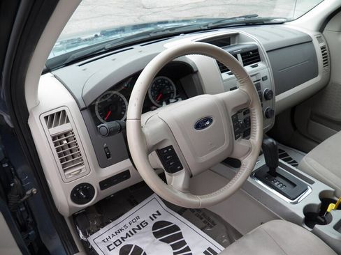 Used 2012 Ford Escape XLT FWD image 8