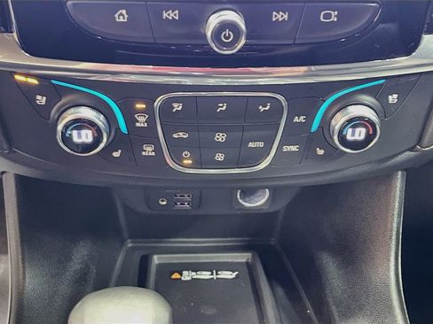 Used 2023 Chevrolet Traverse Premier w/ Redline Edition AWD/4WD image 16