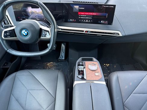 Used 2024 BMW iX M60 AWD/4WD image 17