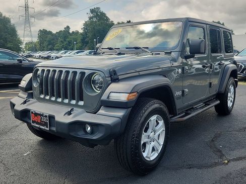 Used 2021 Jeep Wrangler Unlimited Sport AWD/4WD image 9