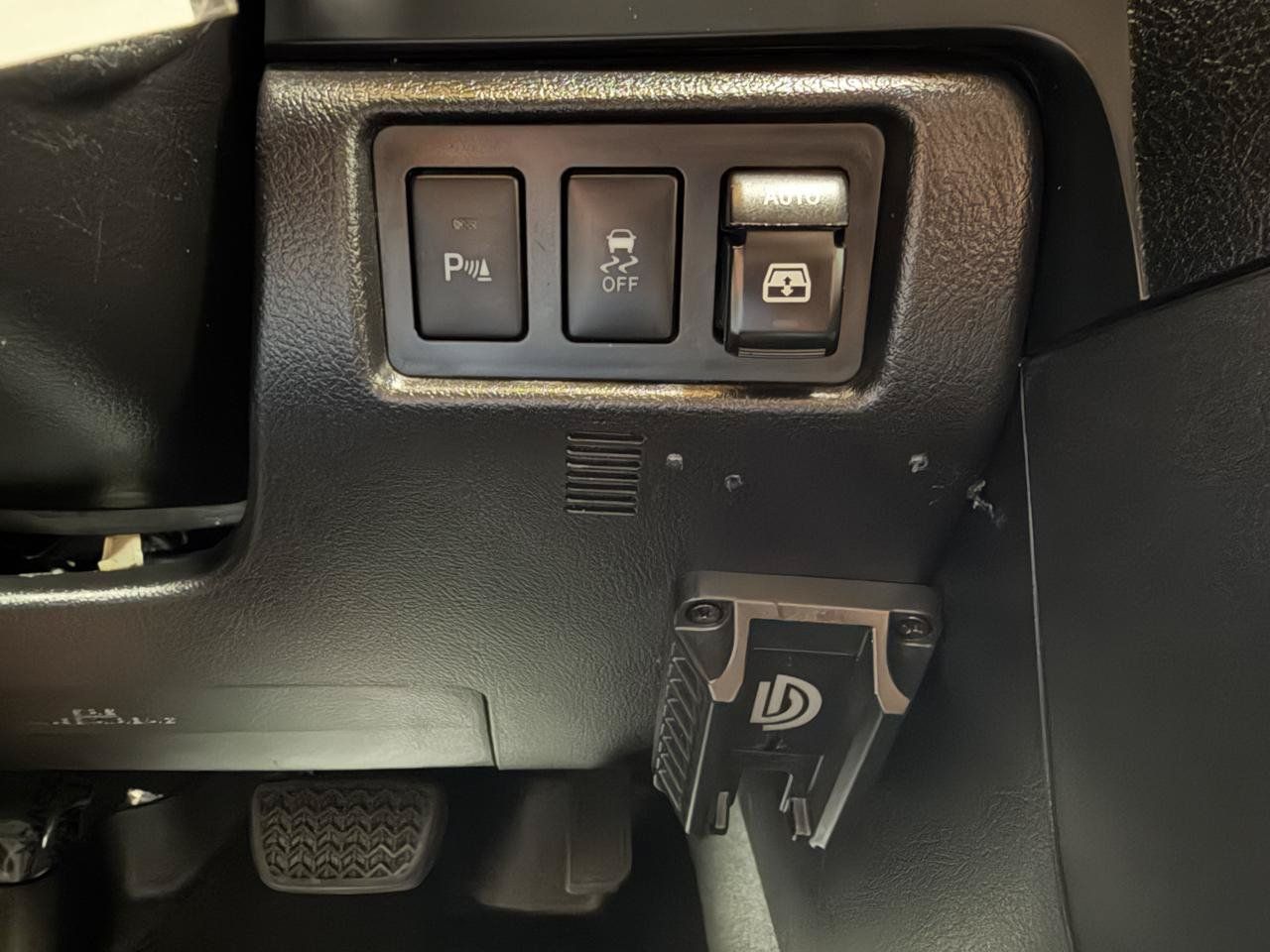 Used 2019 Toyota Sequoia TRD Sport w/ TRD Sport Premium Package AWD/4WD image 19