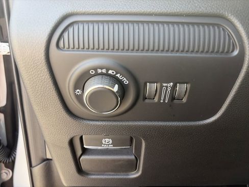 New 2026 Jeep Grand Wagoneer 4WD image 21