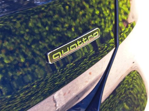 New 2025 Audi Q3 2.0T Premium image 5