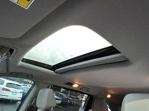 Used 2018 Honda Odyssey EX-L image 15