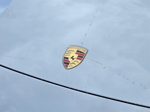 Used 2023 Porsche Panamera Platinum Edition image 12