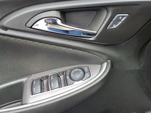 Used 2024 Chevrolet Malibu RS w/ LPO, Floor Liner Package image 11