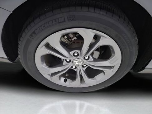 Certified 2024 Honda Accord EX image 6
