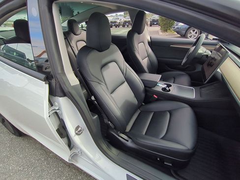 Used 2023 Tesla Model 3 Standard Range RWD image 26