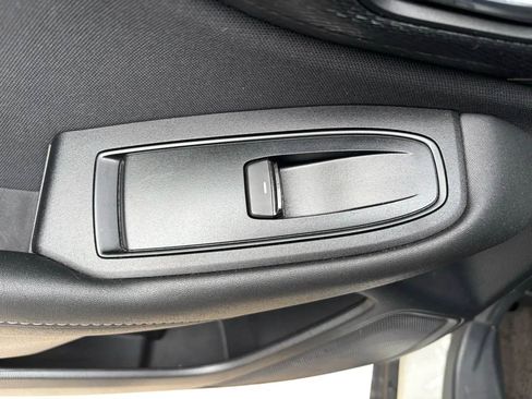 Used 2022 Subaru Outback Premium image 24