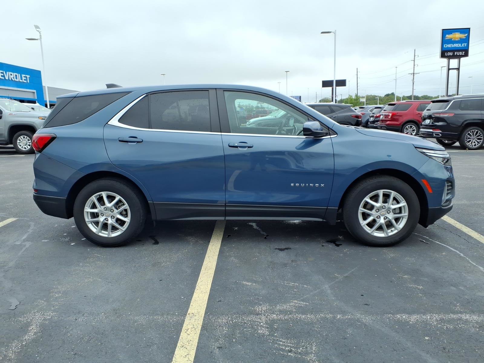 Used 2024 Chevrolet Equinox LT FWD image 28