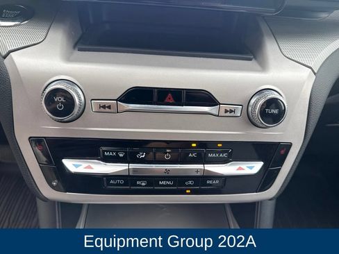 Used 2023 Ford Explorer XLT w/ Equipment Group 202A AWD/4WD image 20