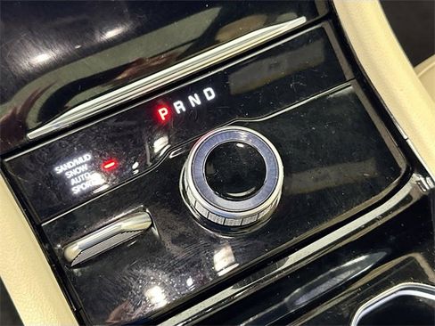 Used 2023 Jeep Grand Cherokee L Limited w/ Black Appearance Package image 16