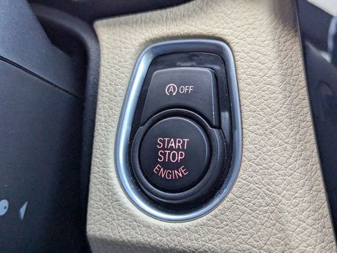 Used 2018 BMW 330i 330i w/ Convenience Package image 27