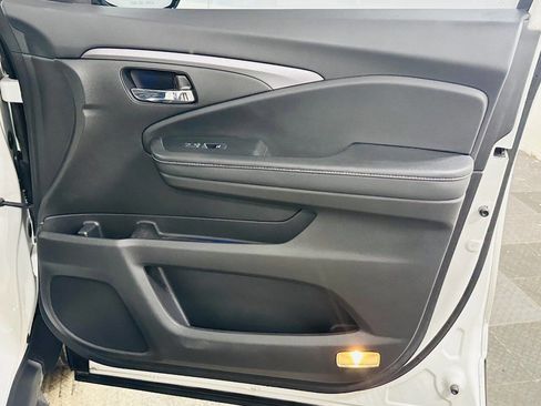 Used 2022 Honda Ridgeline RTL-E image 26